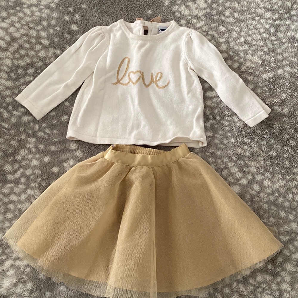 Janie and Jack outfit. Gently worn. Size 12-18 months. Sweater and Skirt set.